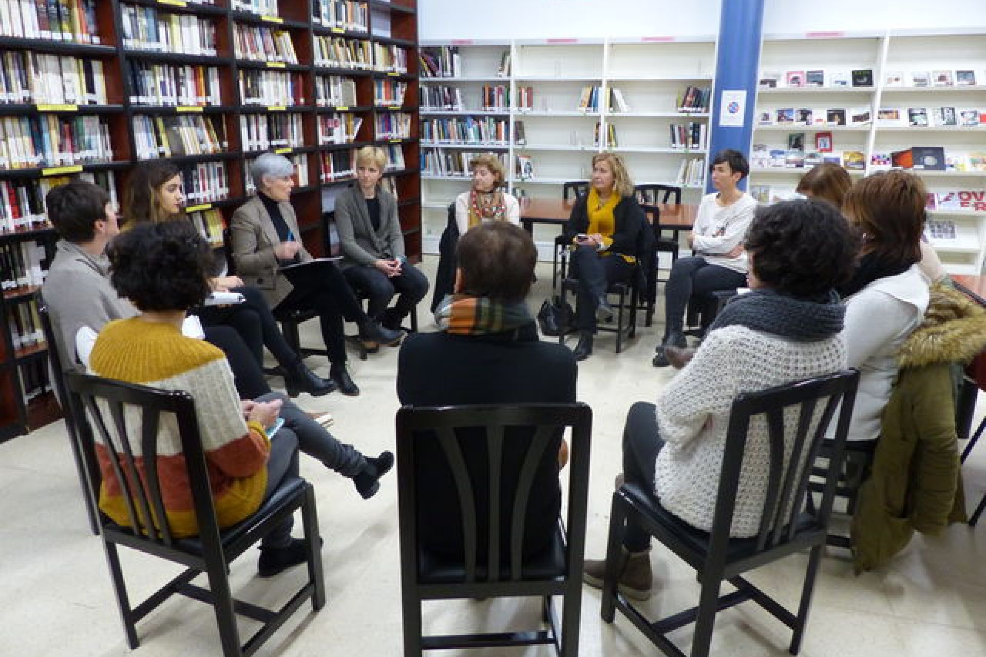 Padres y madres de los centros escolares recibirán cursos para trabajar la corresponsabilidad