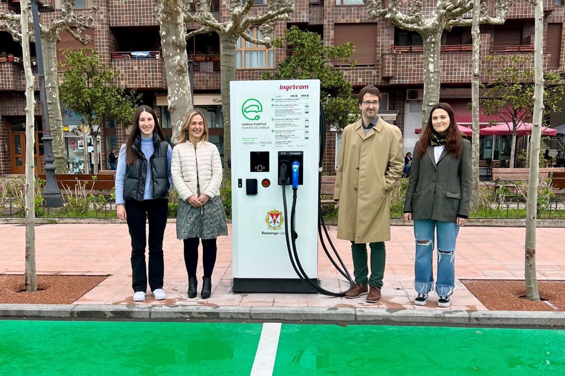 Beasainek badu ibilgailu elektrikoentzako karga puntua