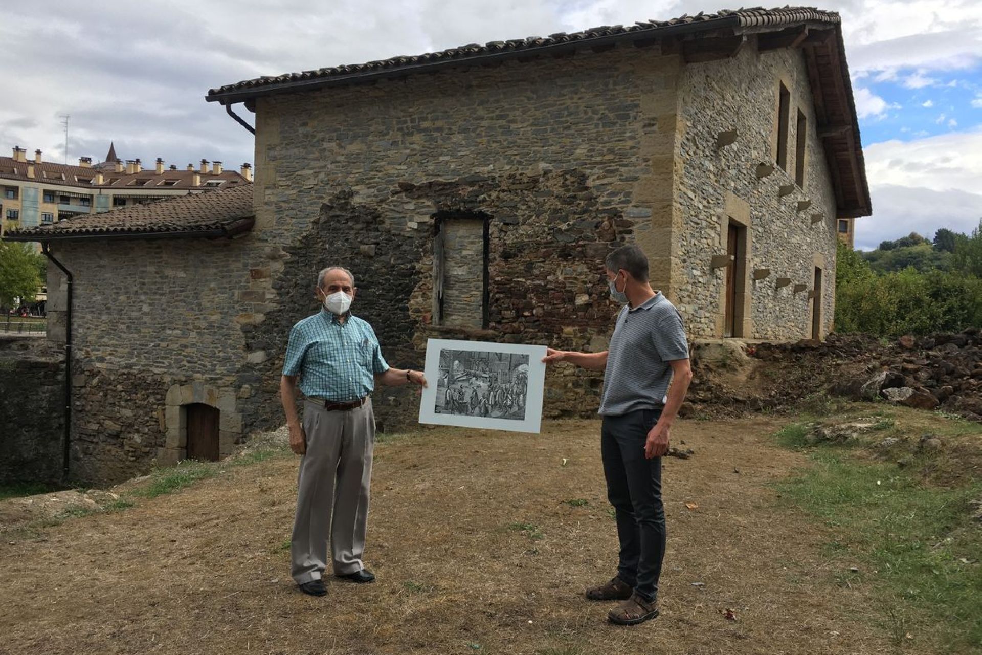 El autor del grabado que recrea la visita de Felipe III a la ferreria visita Igartza