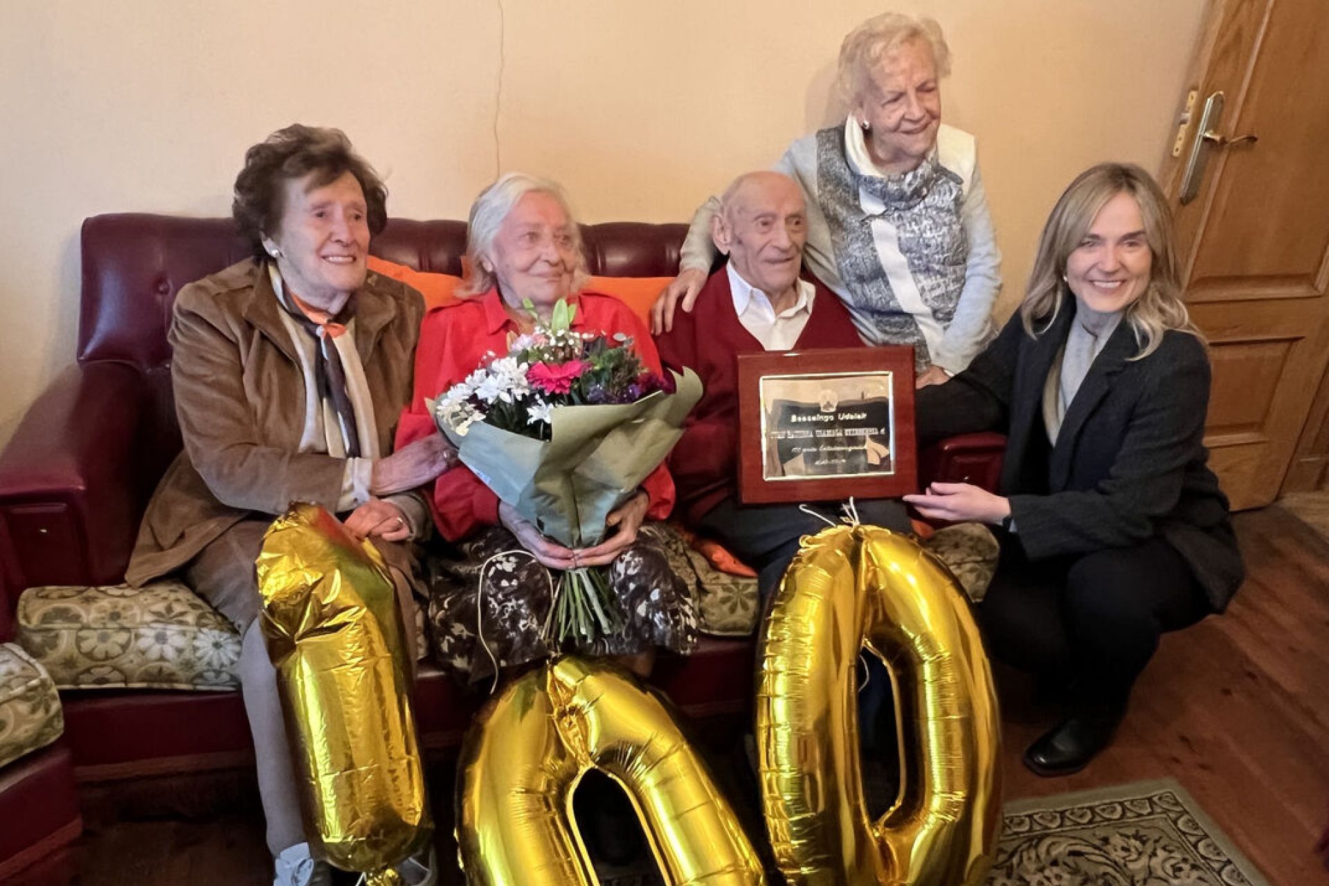 Cumpleaños centenarios de Goya Miguel -104- y Juan Bautista Usabiaga -100-